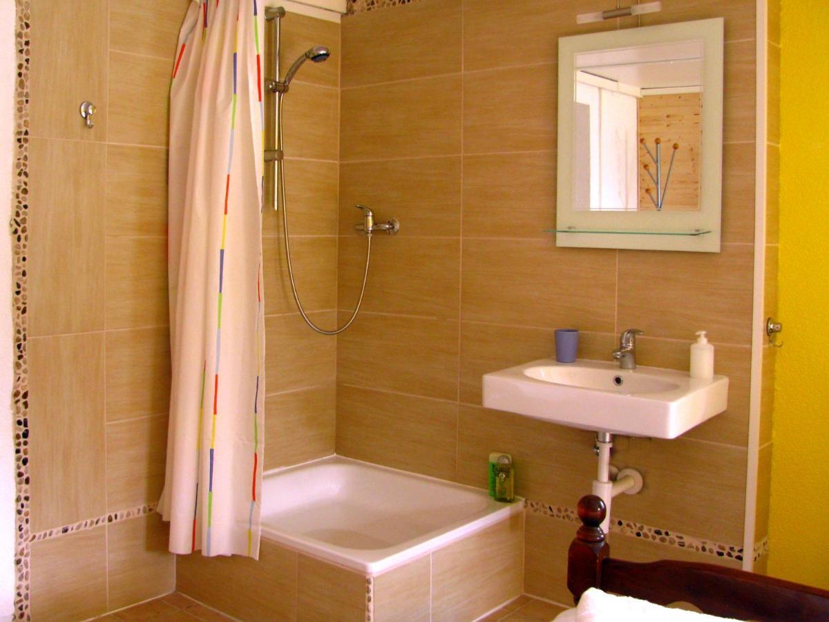 Domaine Bellevie Bnb Vex Quarto foto
